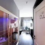 Moments Boutique