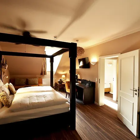 Moments Boutique Hotel