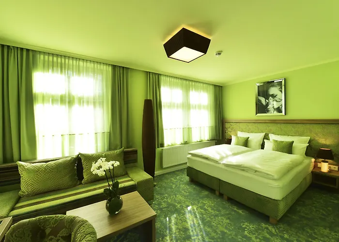 Moments Boutique فندق بوتسن