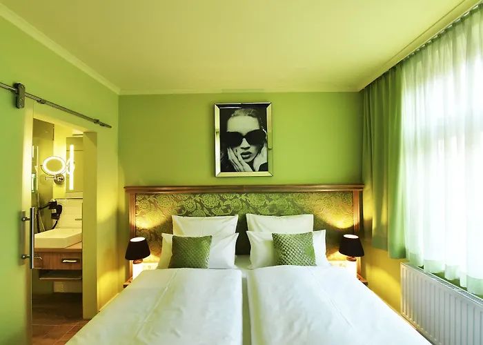 Moments Boutique 호텔 4*