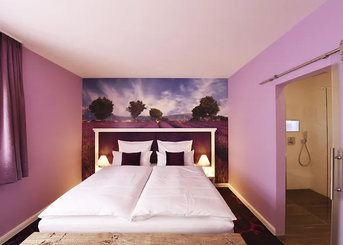 Moments Boutique فندق