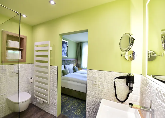 Moments Boutique 바우트젠