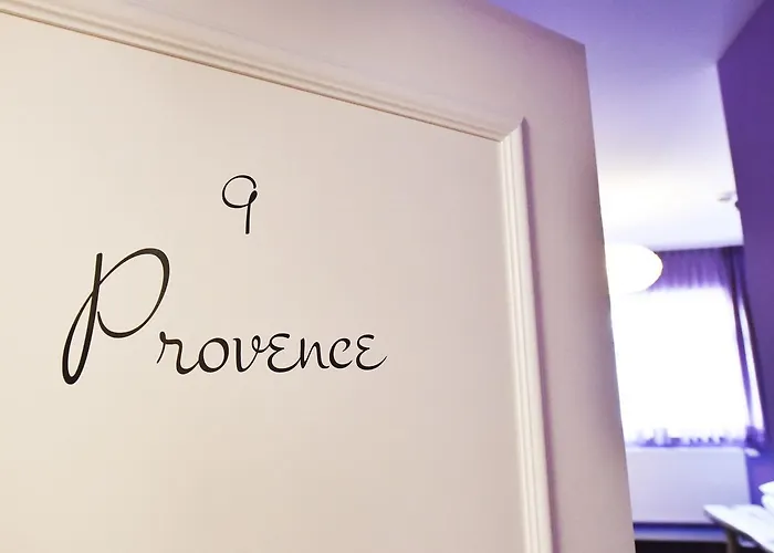 Moments Boutique Szálloda 4*