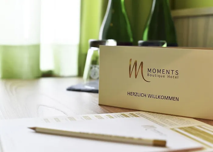 Moments Boutique فندق