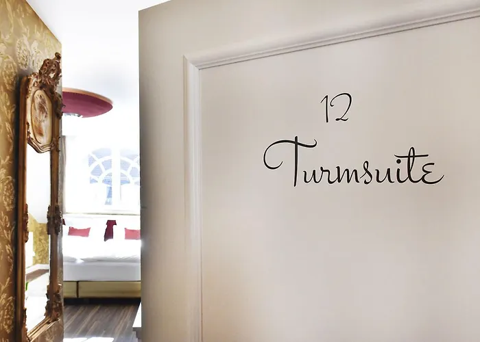 Moments Boutique 바우트젠